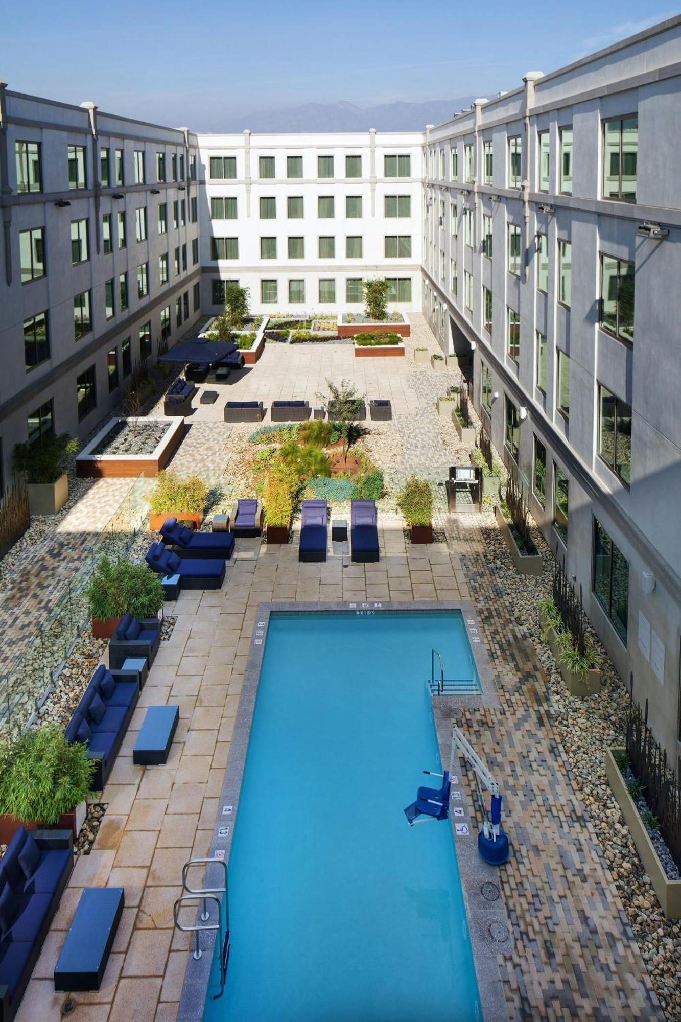 Sheraton Los Angeles San Gabriel Dış mekan fotoğraf